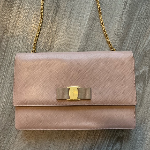 Ferragamo Ginny Patent Leather Bag nude pale pink - Picture 1 of 5